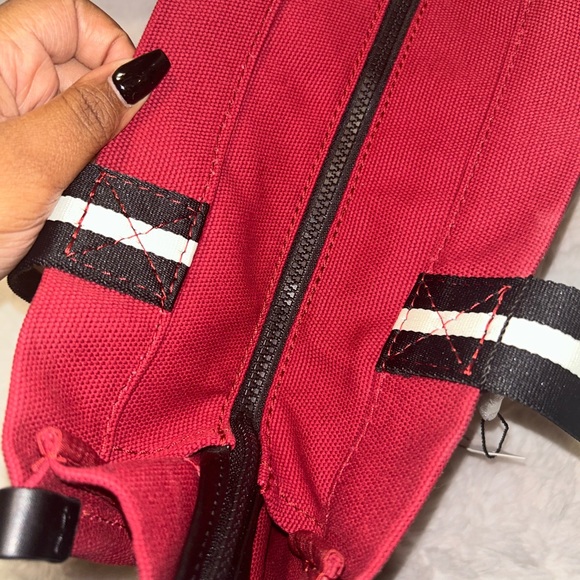 Marc Jacobs Red Tote Bag - Picture 7 of 16